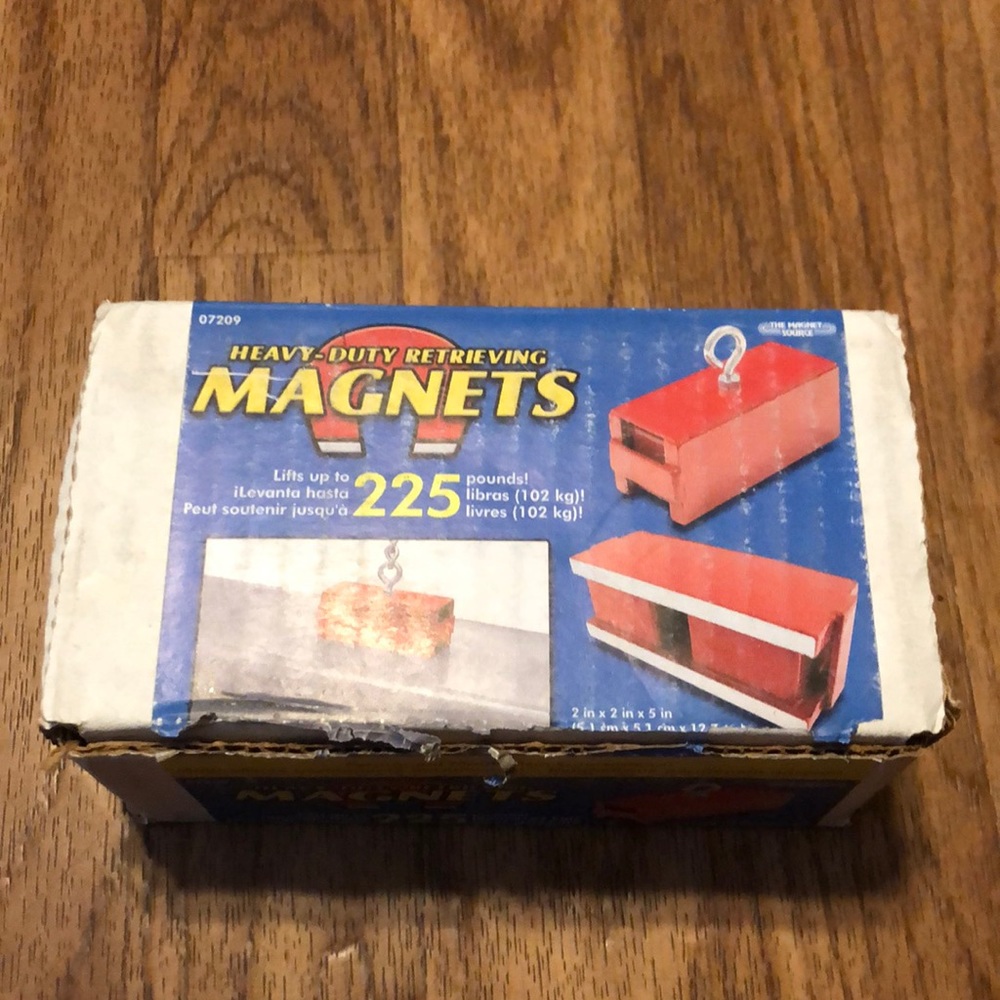 Heavy-Duty Retrieving Magnet Lifts Up To 225 Pounds 2” x 2” x 5”